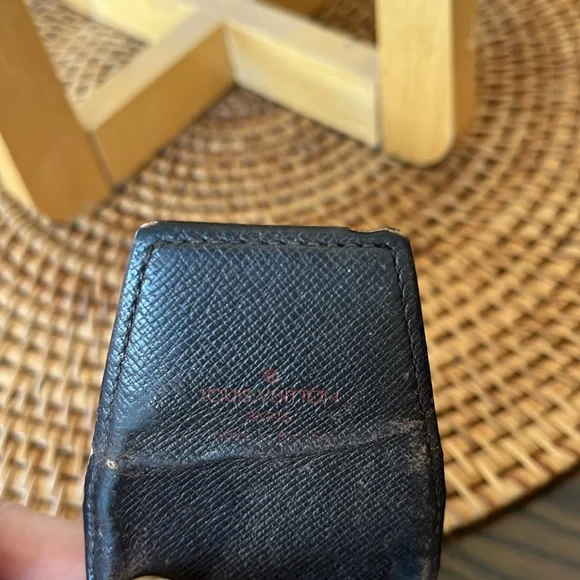 Louis Vuitton damier pouch - Picture 8 of 9